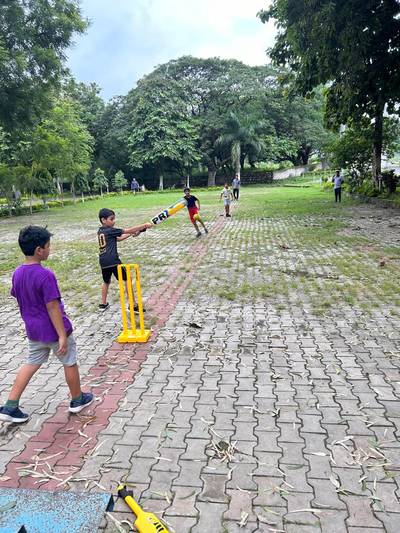 Ball Badminton